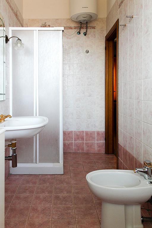 Guesthouse Stazione Pisa Centro Εξωτερικό φωτογραφία