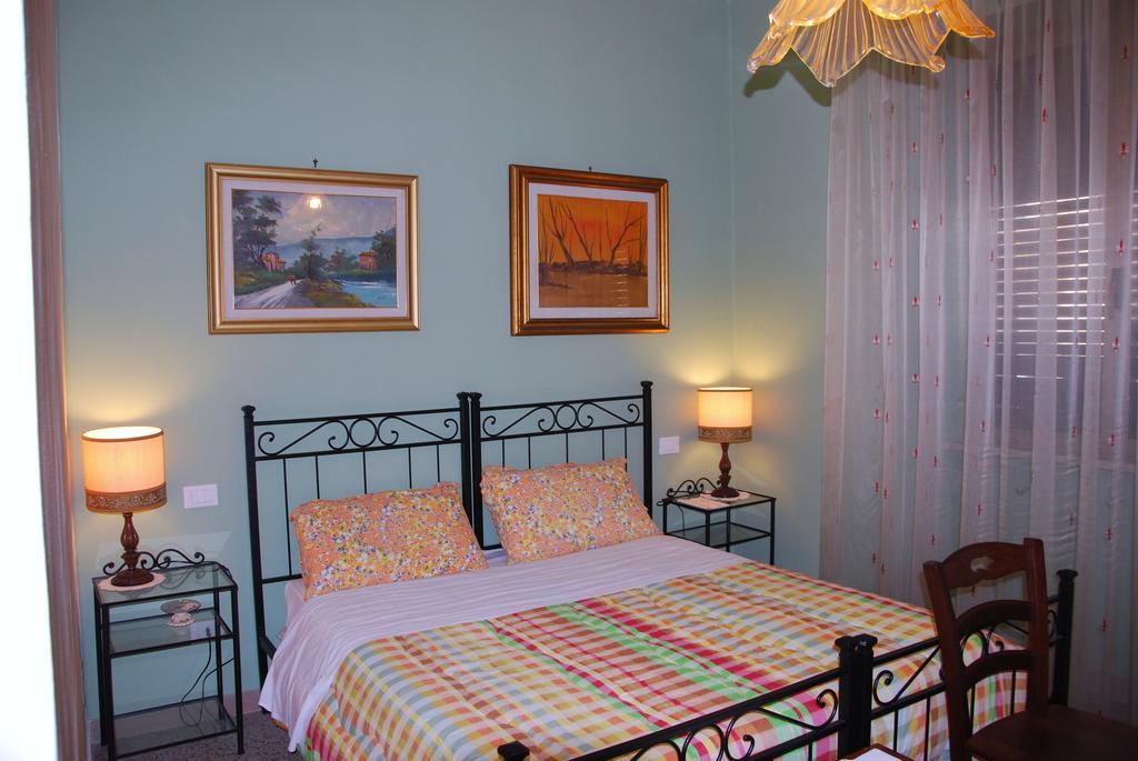 Guesthouse Stazione Pisa Centro Δωμάτιο φωτογραφία